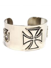 Armreif mit eisernes Kreuz