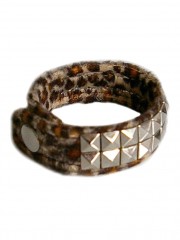 Webpelz Armband Pyramiden Nieten 2 reihig Leopard braun