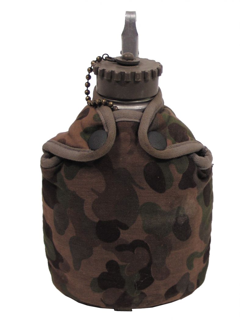 Österreichische Armee Feldflaschenbezug K4 Tarn gebraucht