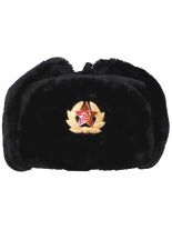 Russische Wintermütze schwarz mit Abzeichen
