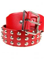 Ledergürtel Spitznieten 3 reihig rot