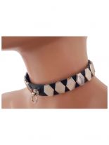 Leder Choker Halsband 6 eckige Nieten und Ring