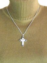 Kreuz mit Kette