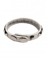 Kunstleder Armband Pyramidennieten weiß