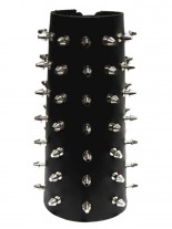 Leder Armband mit 49 Killernieten