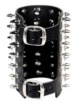 Leder Armband mit Killernieten 7 reihig