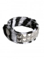 Webpelz Armband Pyramiden Nieten 2 reihig Zebra